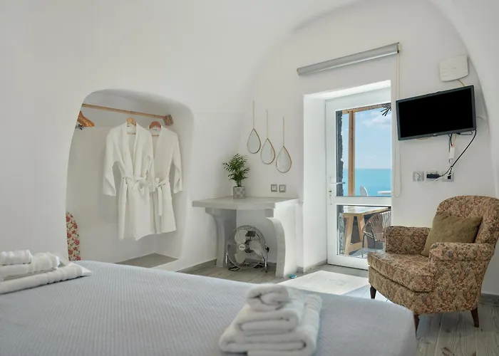 Santoneta Luxury Private Caves