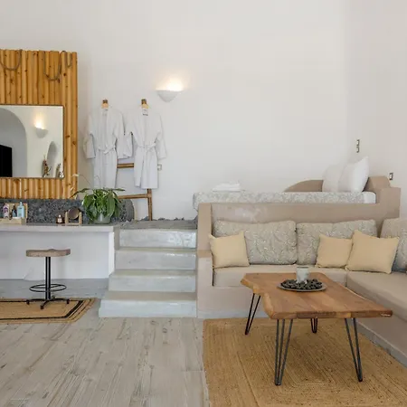 Santoneta Luxury Private Caves Apartment Santorini Island