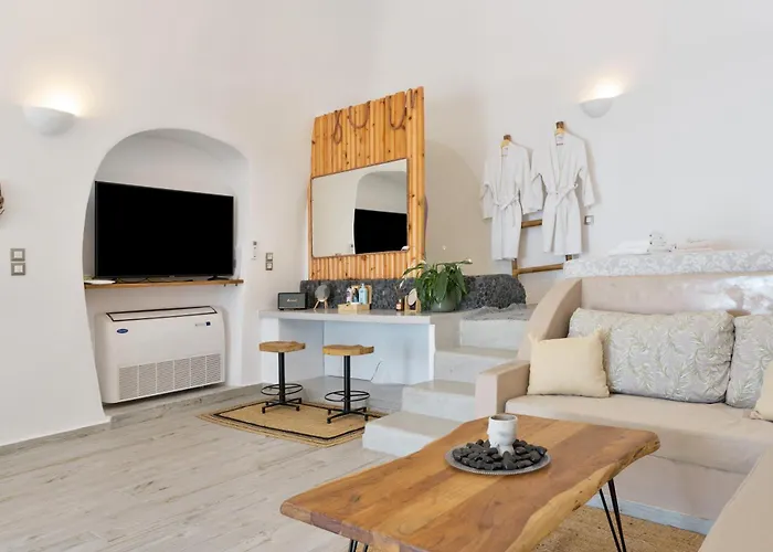 Santoneta Luxury Private Caves Vourvoulos